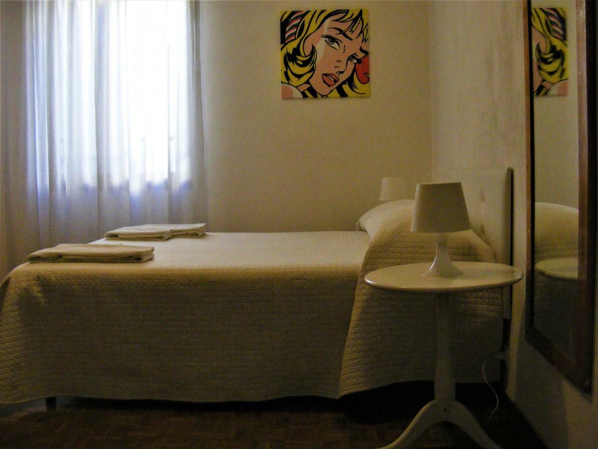 Andy'S Apartment Venesia Bagian luar foto